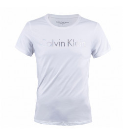 T-shirt à manches courtes Calvin Klein en vente sur rosadestock