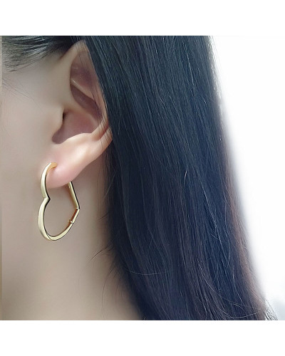 Boucles d'oreilles en forme de cœur simples et polyvalentes pour femmes