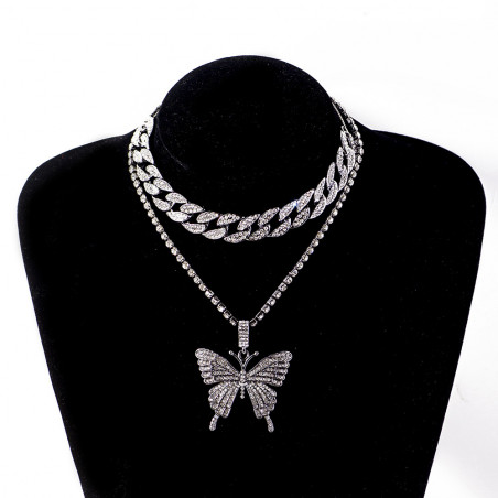 Collier papillon diamant exagéré à la mode en vente sur rosadestock