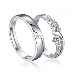 Deux anneaux argent pour couple en vente sur rosadestock